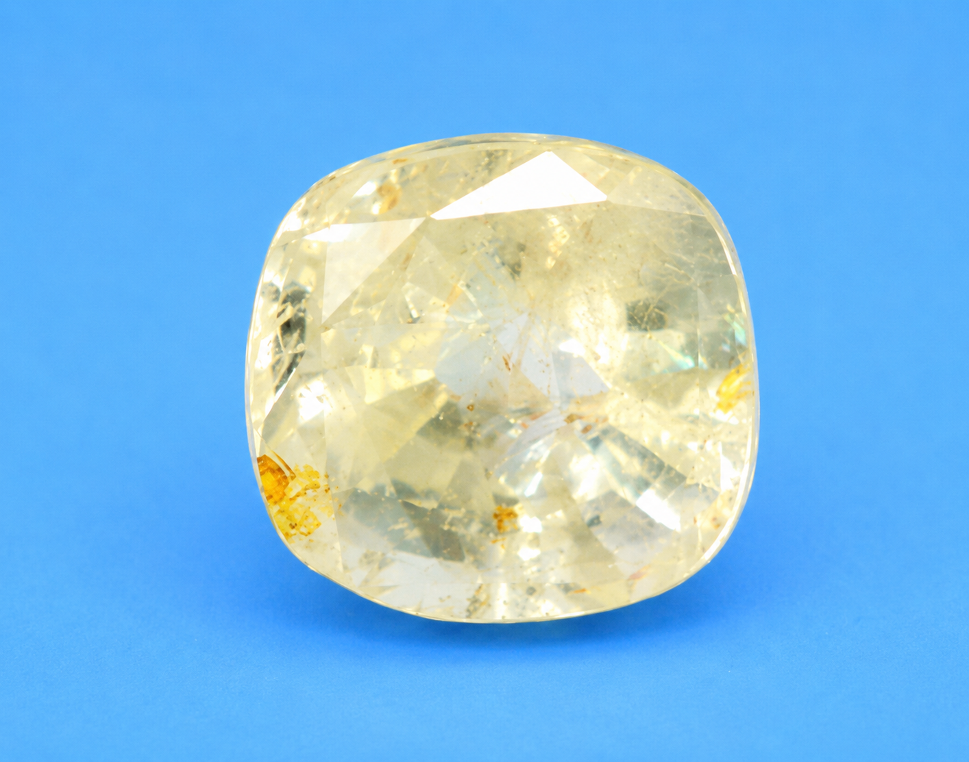 Yellow Sapphire (Pukhraj) 6.16 Ct