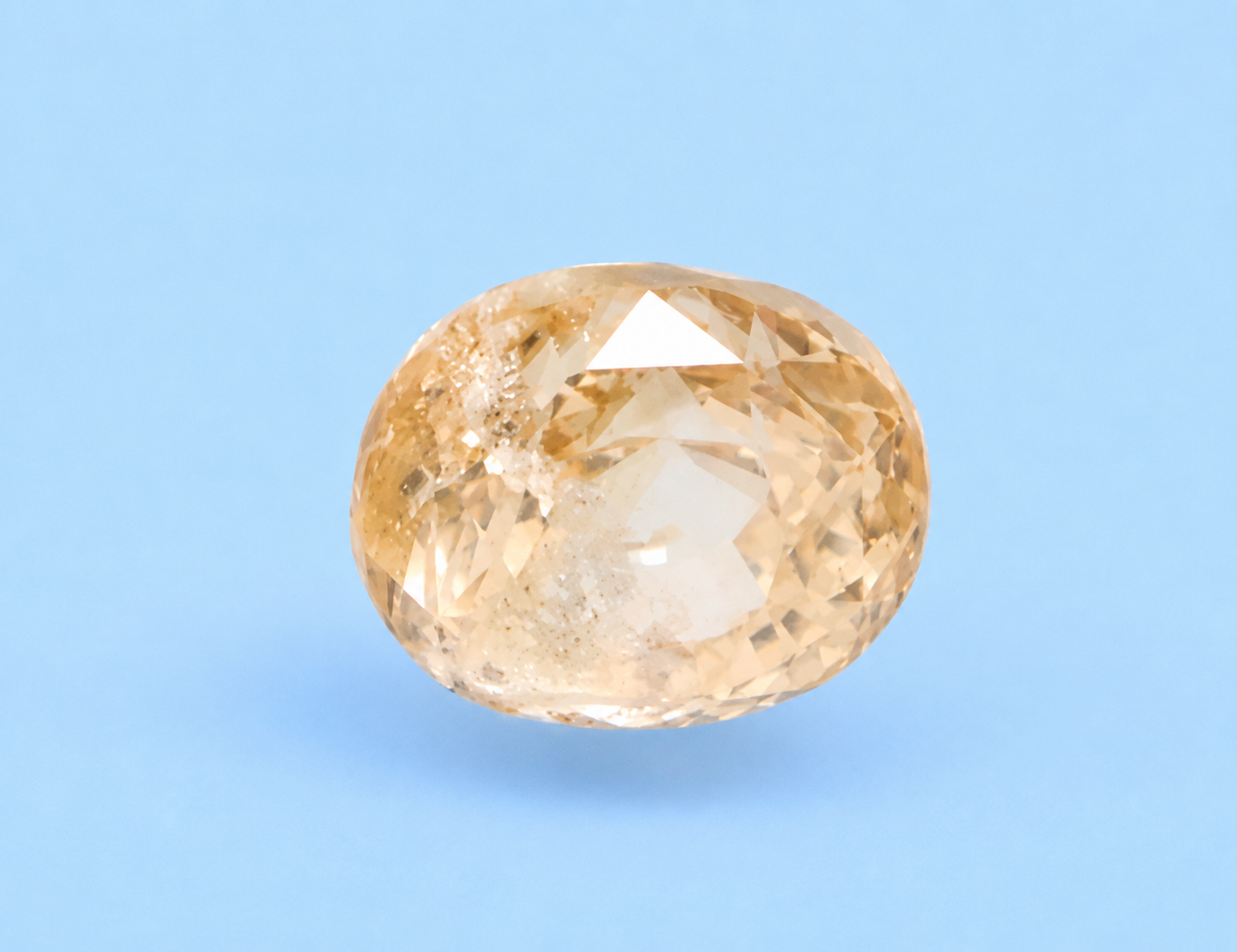 Yellow Sapphire (Pukhraj) 3.79 Ct